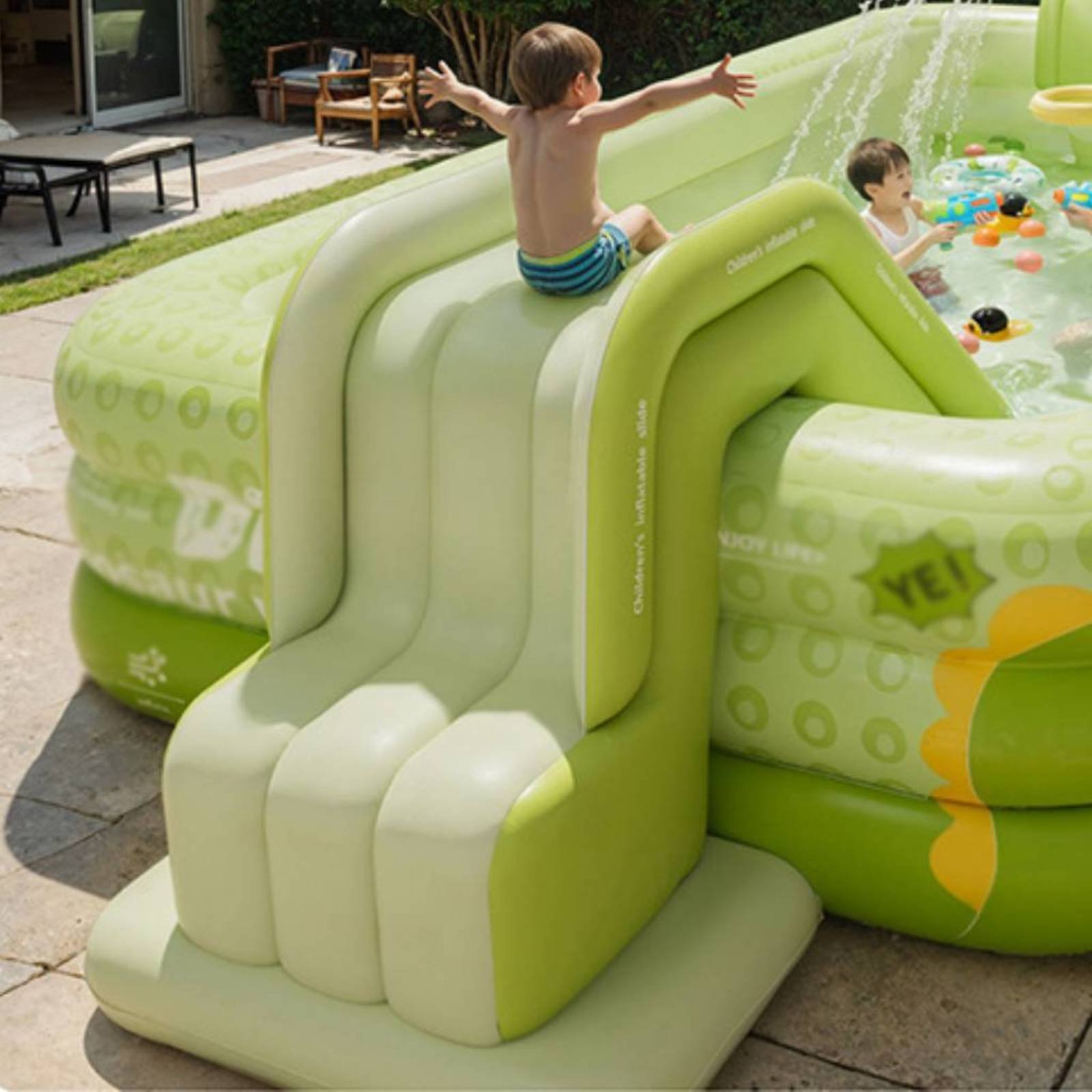 Scivolo Gonfiabile per Piscina - Kids Outdoor Water Toys recensione e prezzo