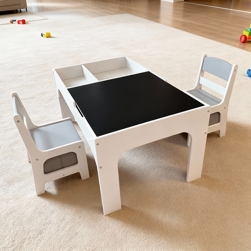 Set Moderno di Tavolo e Sedie  - Kids Outdoor Table And Chair Set recensione e prezzo